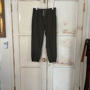 Vuori Women's Olive Joggers